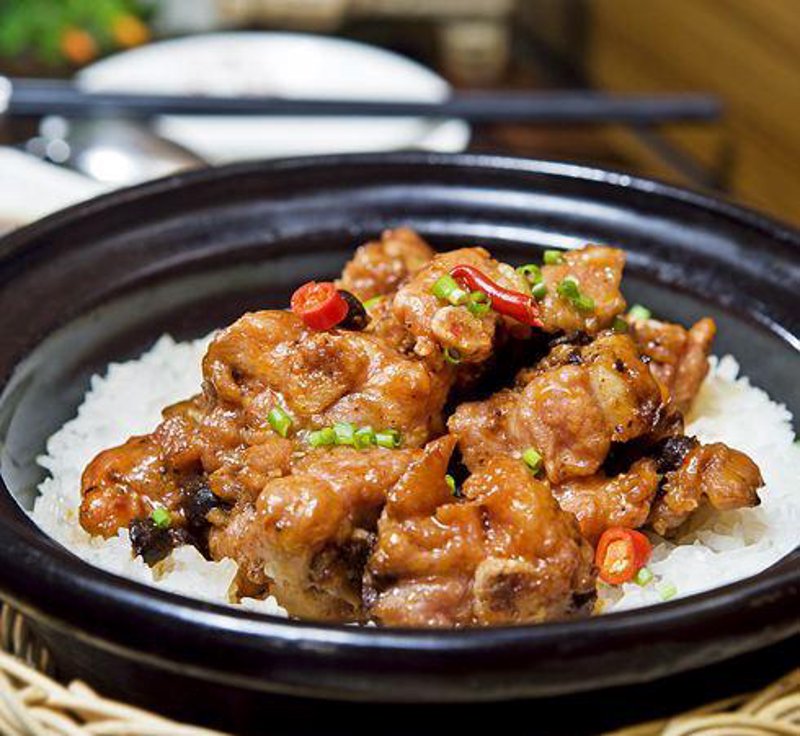 排骨煲仔饭